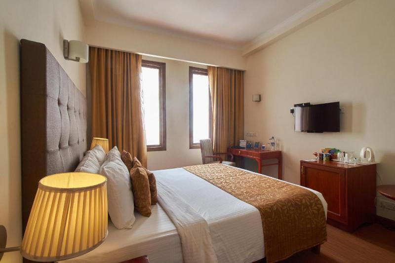 Royal Sarovar Portico Siliguri Buitenkant foto