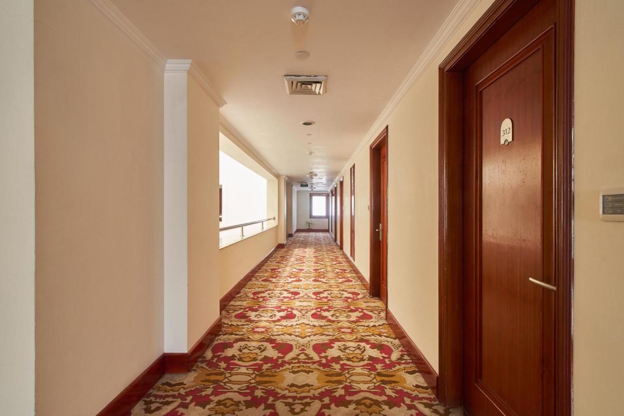 Royal Sarovar Portico Siliguri Buitenkant foto