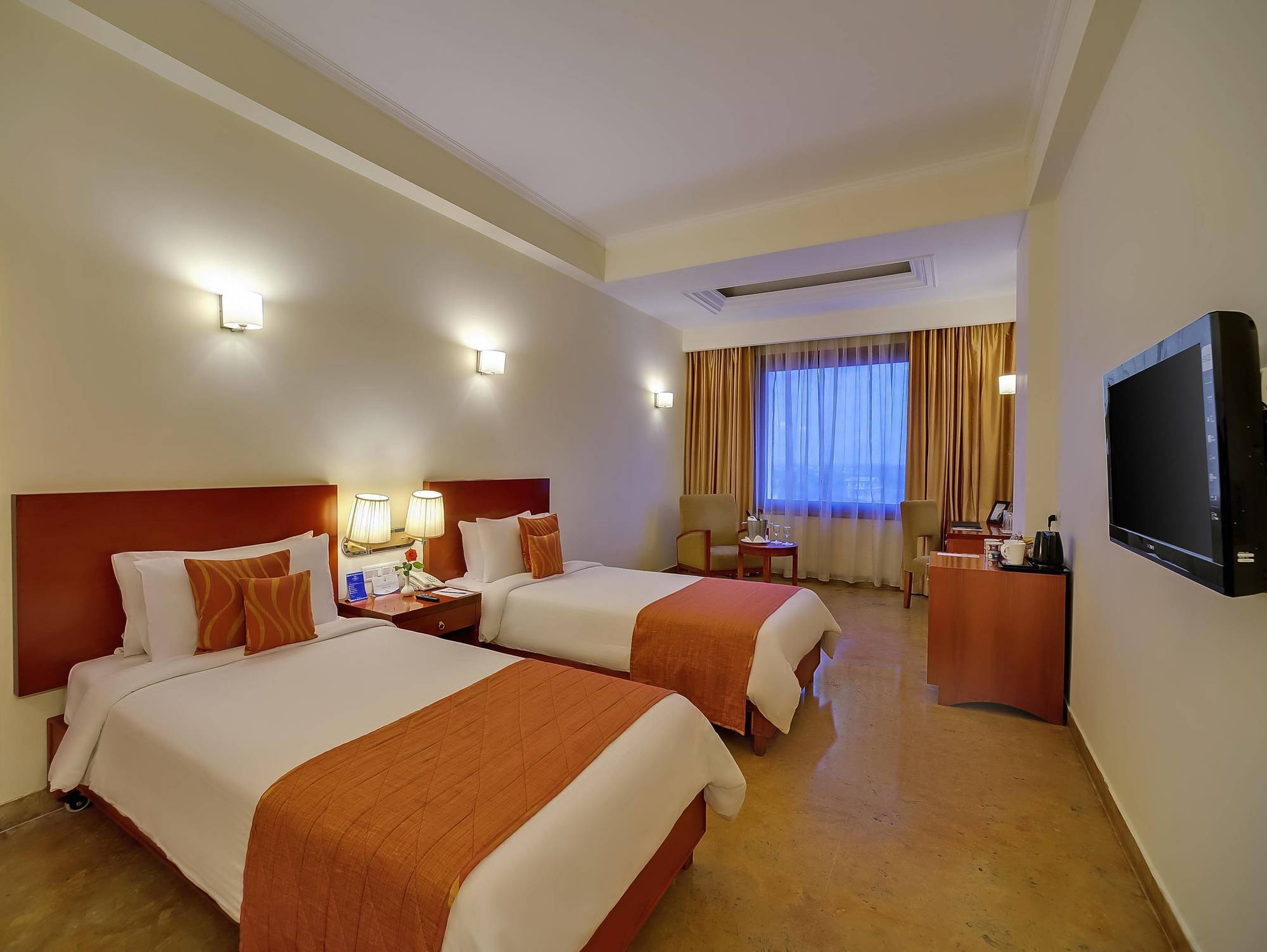 Royal Sarovar Portico Siliguri Buitenkant foto